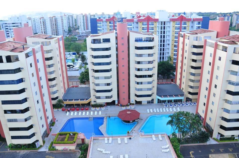 Caldas Novas - Flat Parque Das Aguas Quentes - As Piscinas Mais Quentes De Caldas!! Extérieur photo